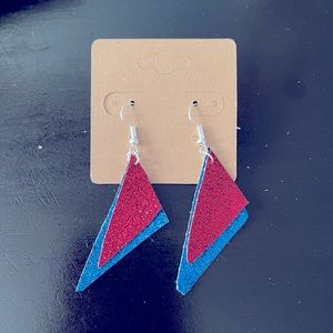 NEW! Glitter light weight earrings!